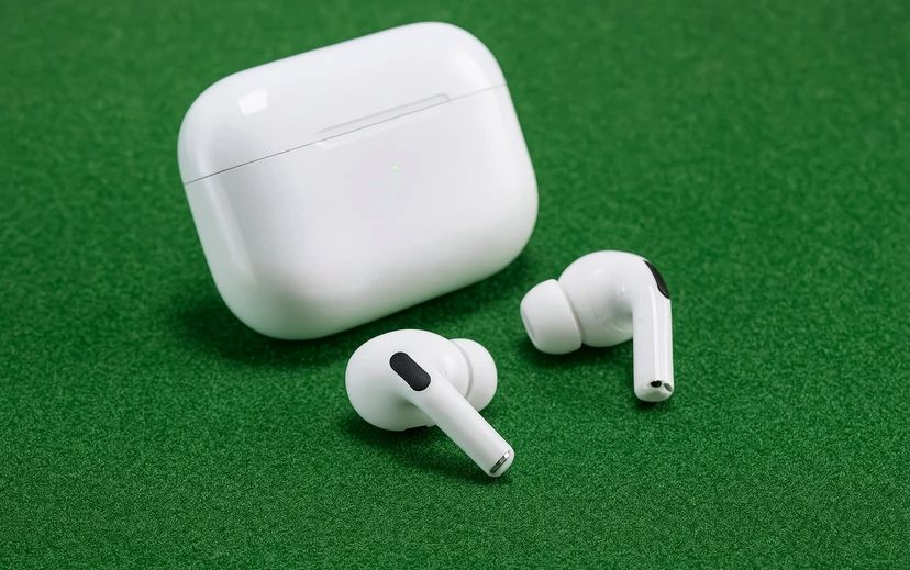 Apple AirPods Pro (2nd generation) Enhanced Noise Reduction - Wireless Convenienc