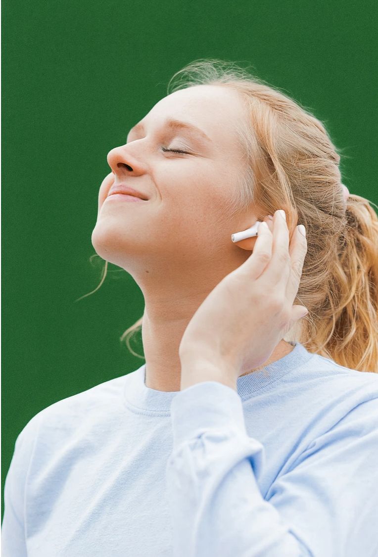 Apple AirPods Pro (2nd generation) Enhanced Noise Reduction - Wireless Convenienc